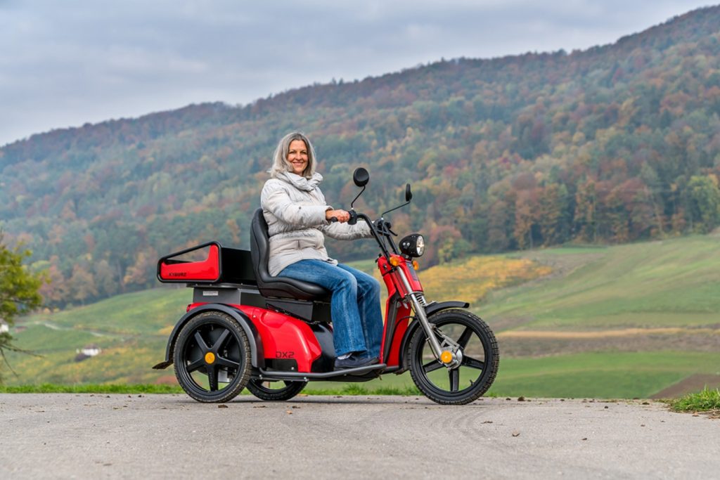 Elektrofahrzeug KYBURZ in voller Fahrt